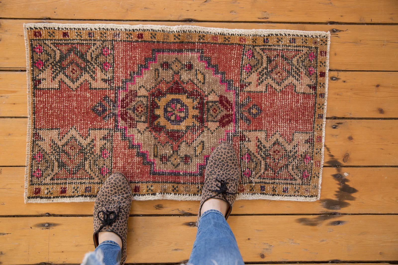 Vintage Distressed Oushak Rug Mat