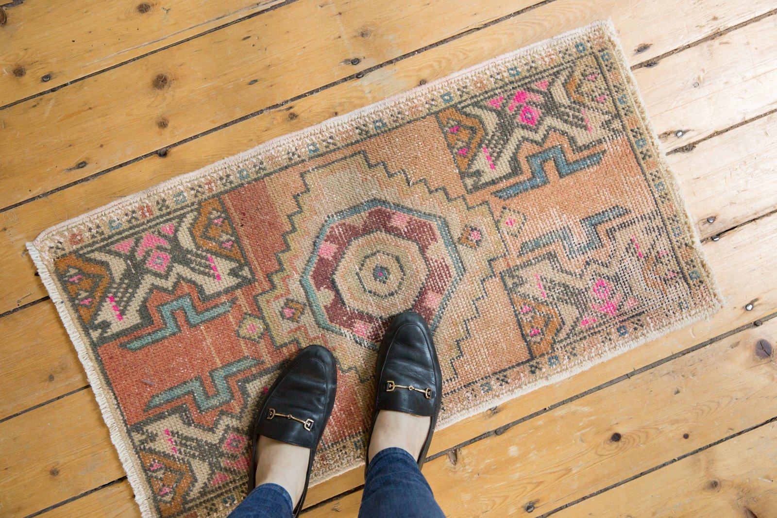 Vintage Distressed Oushak Rug Mat