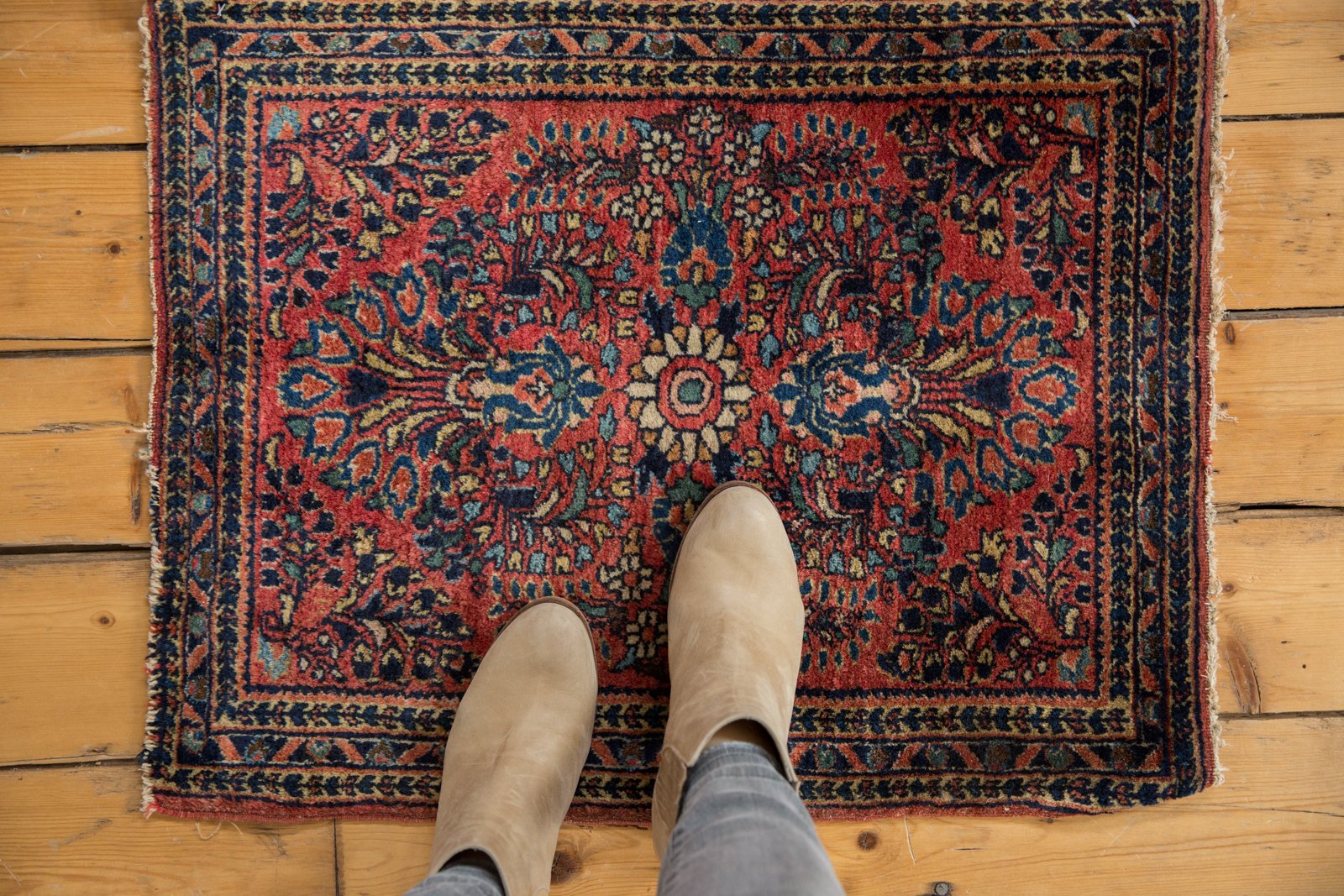 2x2.5 Vintage American Sarouk Rug Mat // ONH Item 5376 Image 1