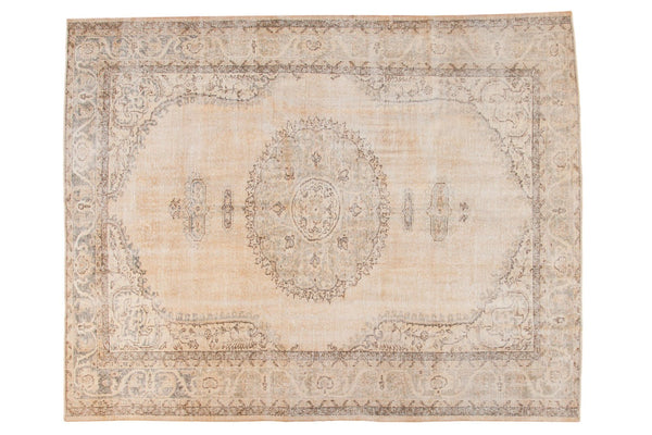 7.5x9.5 Vintage Distressed Sparta Carpet // ONH Item 5434