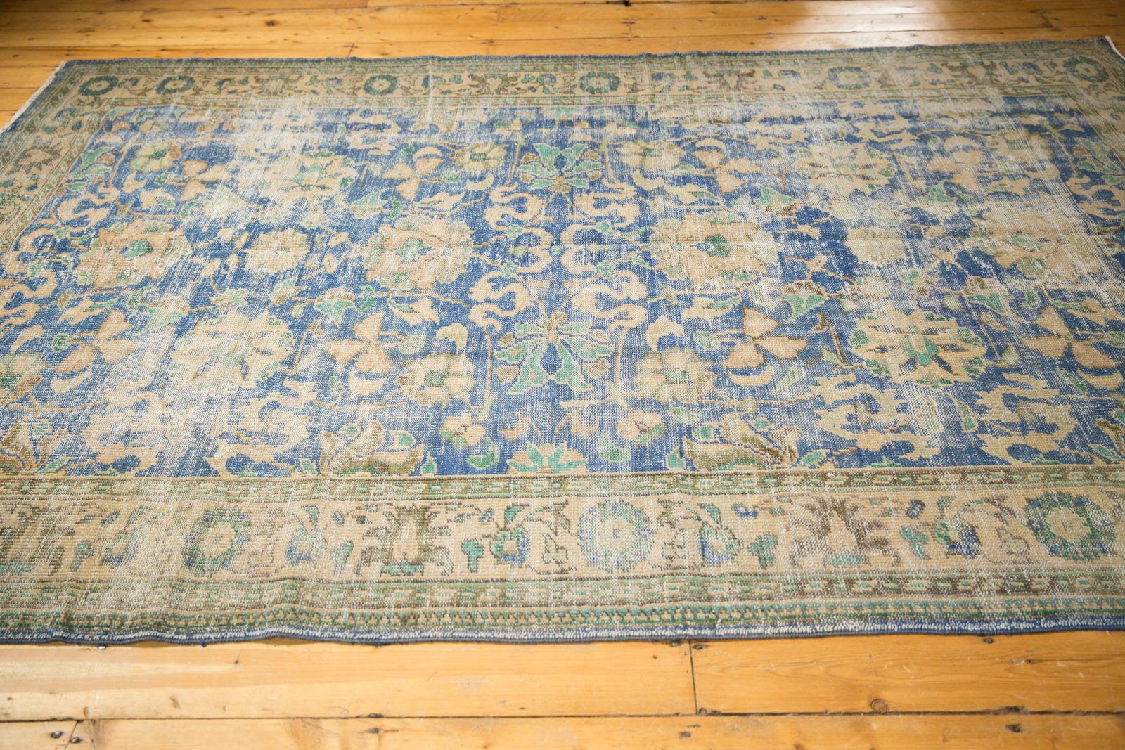  Vintage Distressed Oushak Carpet / Item 5502 image 2