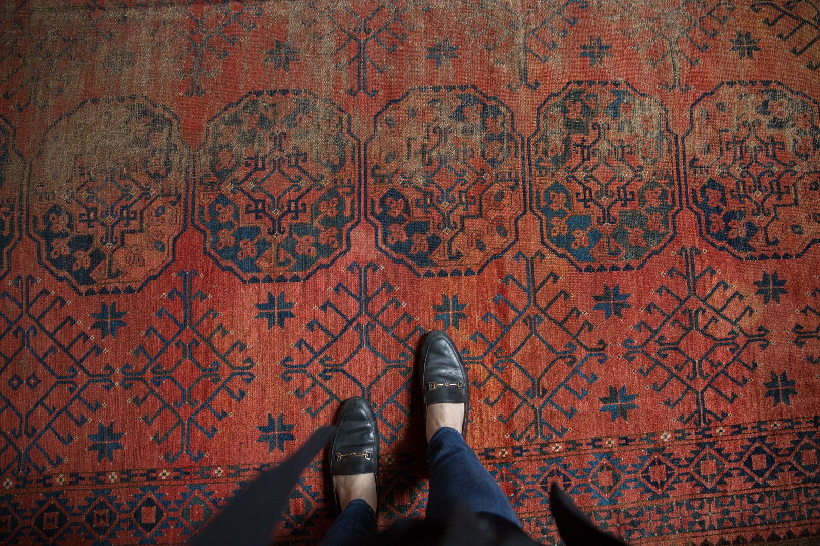  Vintage Ersari Square Carpet / Item 5514 image 2