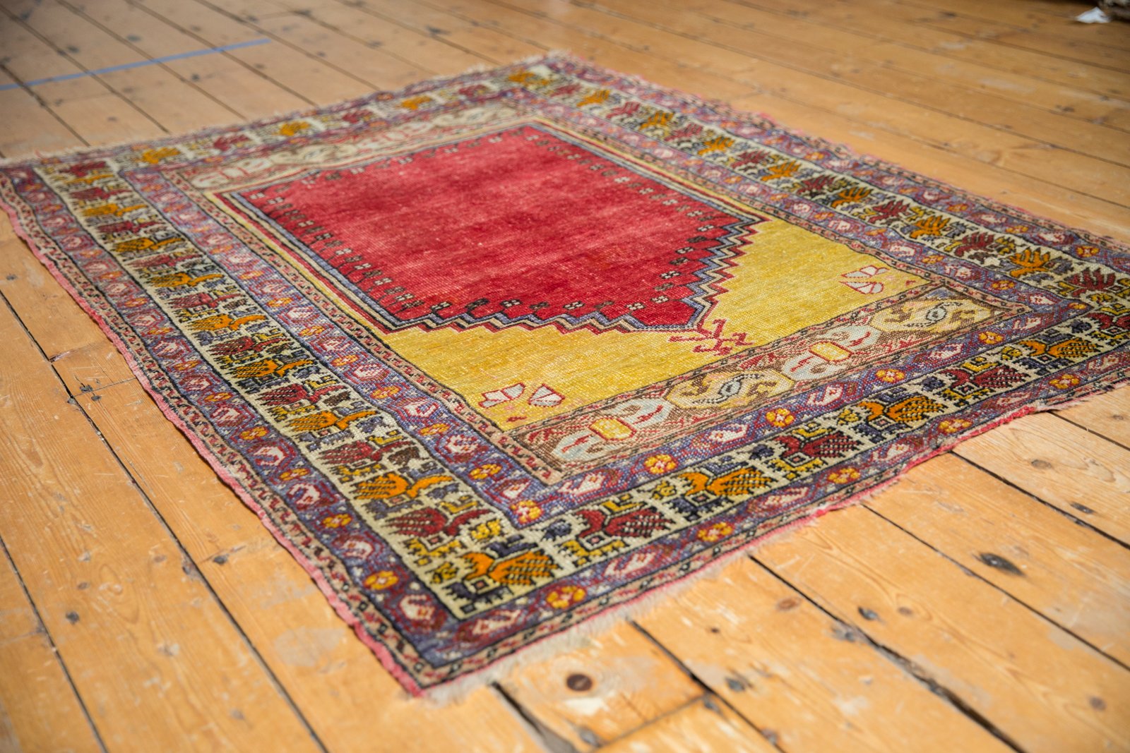 4x5.5 Vintage Melas Rug // ONH Item 5547 Image 1