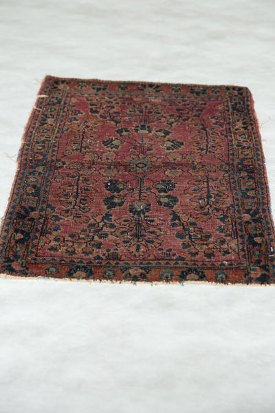 1.5x2.5 Antique Mohajeran Sarouk Rug Mat // ONH Item 5582 Image 5