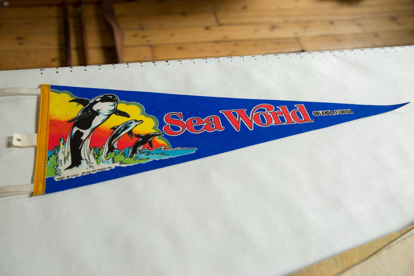 Sea World Orlando, Florida Felt Flag