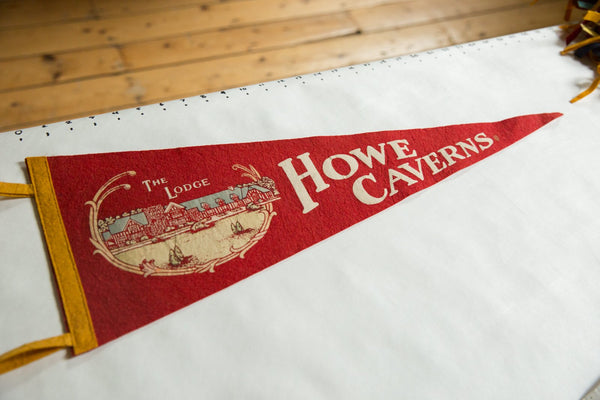 Howe Caverns (The Lodge) Felt Flag