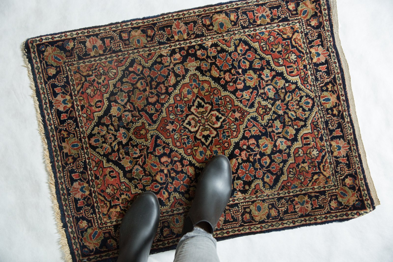 2x3 Vintage Fine Sarouk Rug Mat // ONH Item 5909 Image 1