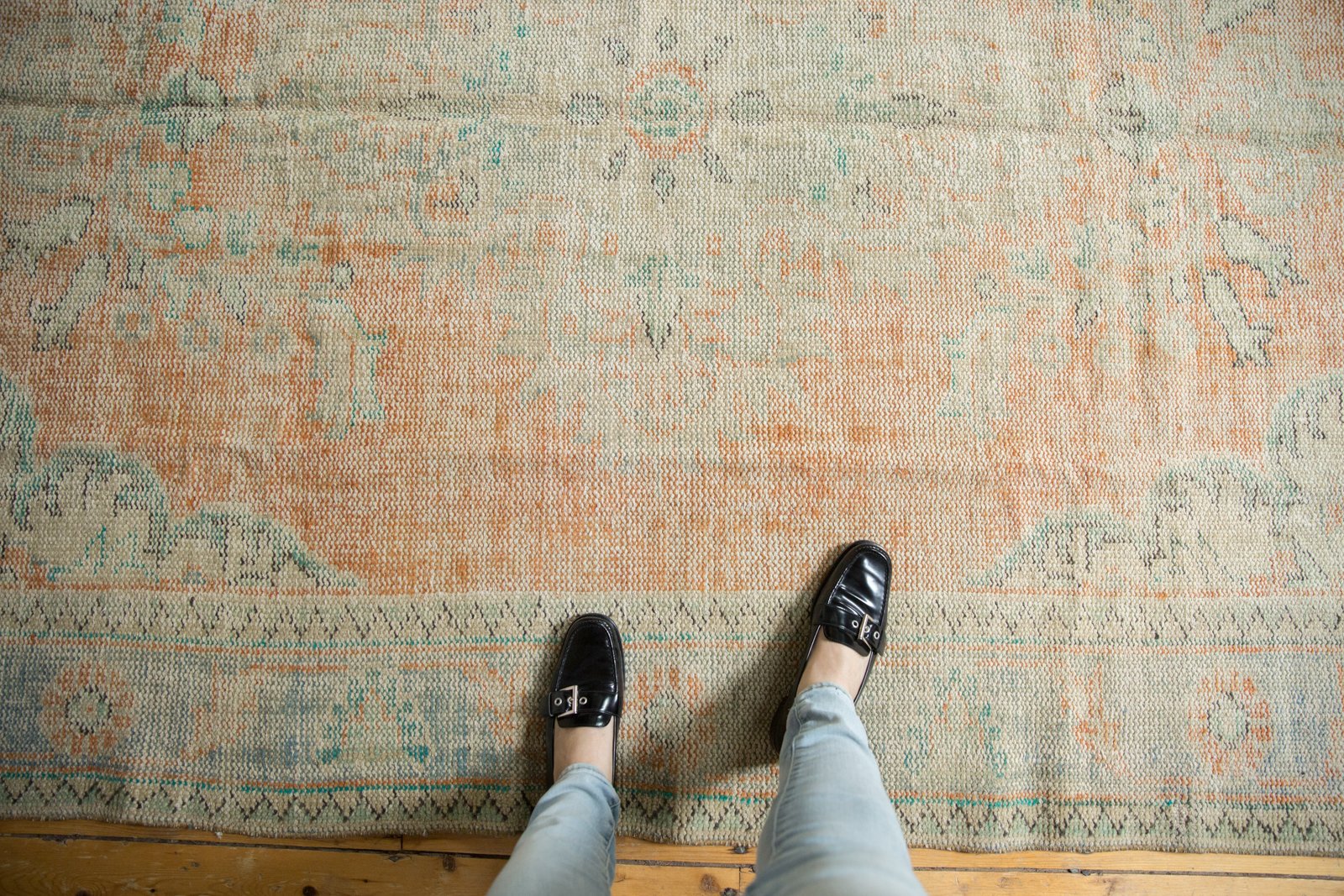  Vintage Distressed Oushak Carpet / Item 6001 image 2