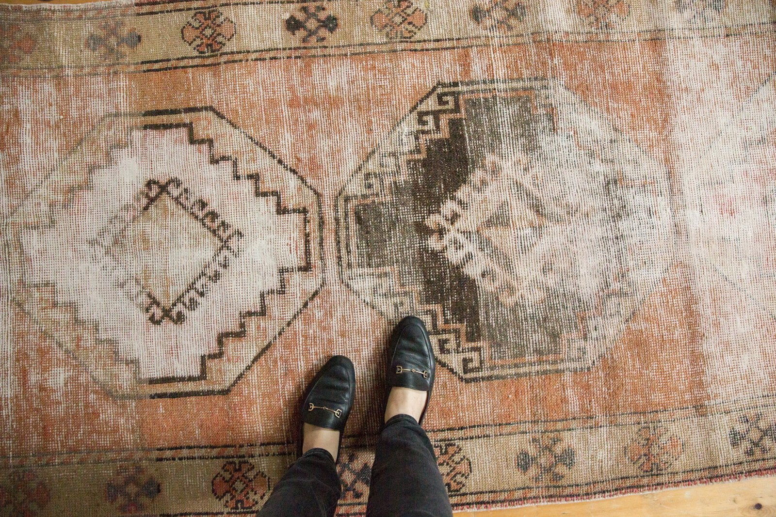  Vintage Distressed Oushak Rug Runner / Item 6003 image 2