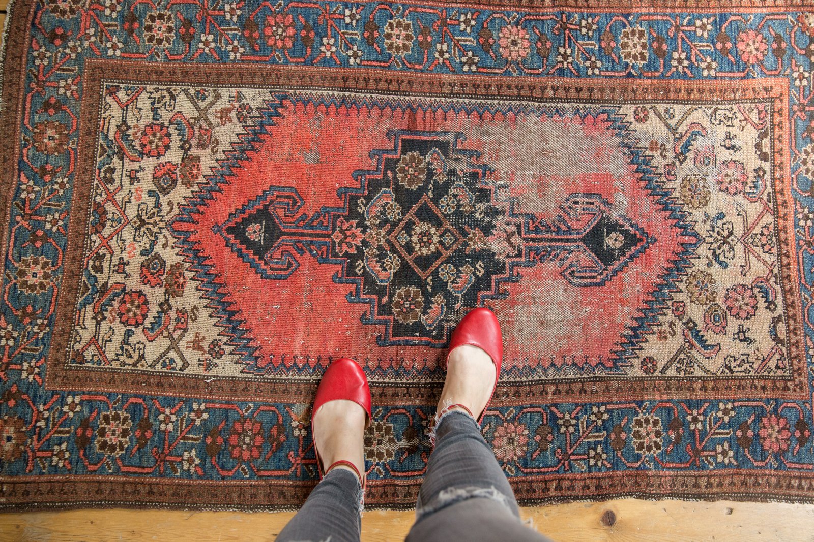  Vintage Kurdish Malayer Rug / Item 6060 image 2