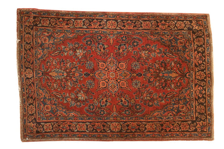 2'3" x 3'3" Vintage Sarouk Rug / Item 6072 image 1