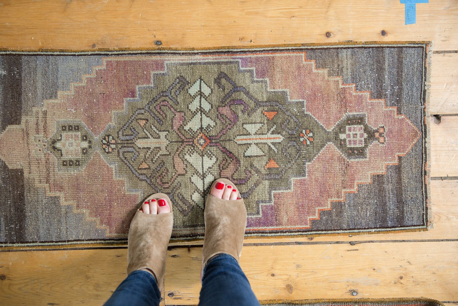 1.5x3.5 Vintage Distressed Oushak Rug Mat Runner // ONH Item 6123 Image 1