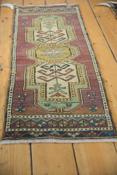  Vintage Distressed Oushak Rug Mat Runner / Item 6127 image 3
