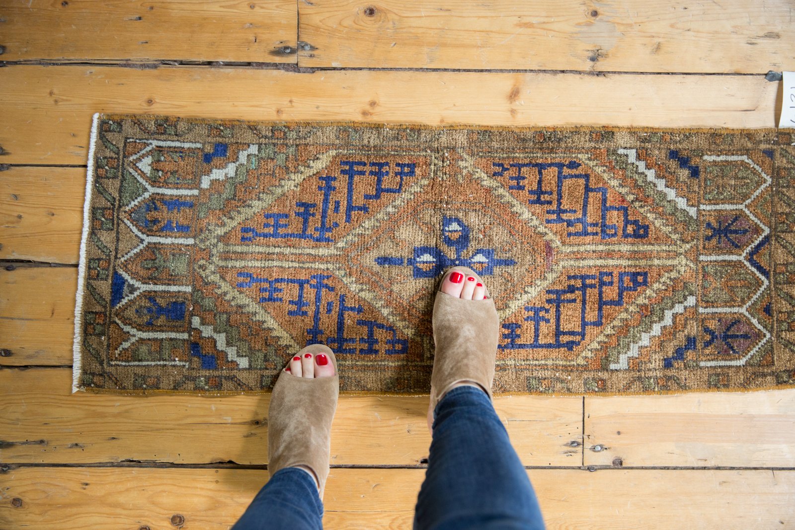 1x3.5 Vintage Distressed Oushak Rug Mat Runner // ONH Item 6131 Image 1