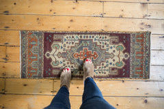  Vintage Distressed Oushak Rug Mat Runner / Item 6133 image 2