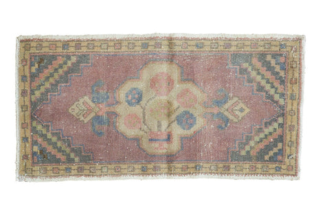 1.5x3.5 Vintage Distressed Oushak Rug Mat Runner // ONH Item 6144