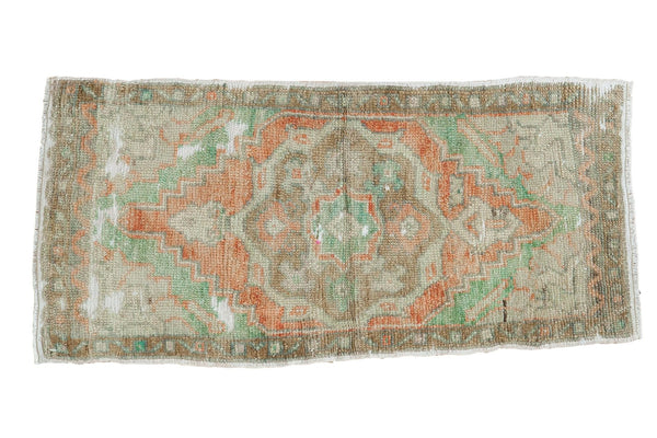 1.5x3 Vintage Distressed Oushak Rug Mat // ONH Item 6145