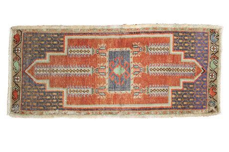 1.5x3.5 Vintage Distressed Oushak Rug Mat Runner // ONH Item 6156