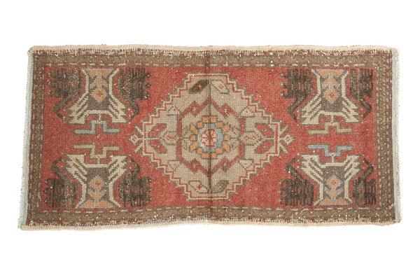 1.5x3.5 Vintage Distressed Oushak Rug Mat Runner // ONH Item 6163