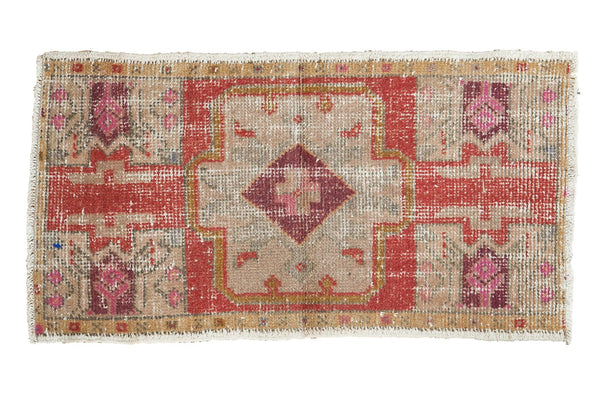 1.5x3 Vintage Distressed Oushak Rug Mat // ONH Item 6167