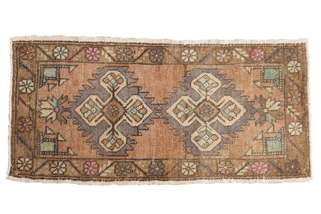 1'7" x 3'2" Vintage Distressed Oushak Rug Mat / Item 6177 image 1