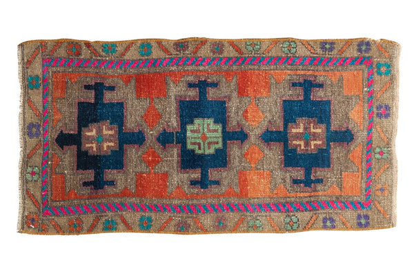 1.5x3 Vintage Distressed Oushak Rug Mat // ONH Item 6179