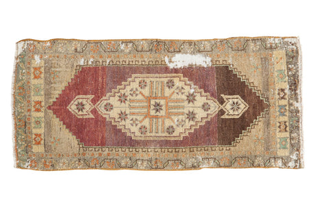 1.5x3.5 Vintage Distressed Oushak Rug Mat Runner // ONH Item 6185