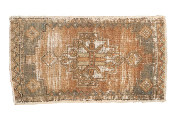 1.5x3 Vintage Distressed Oushak Rug Mat // ONH Item 6190