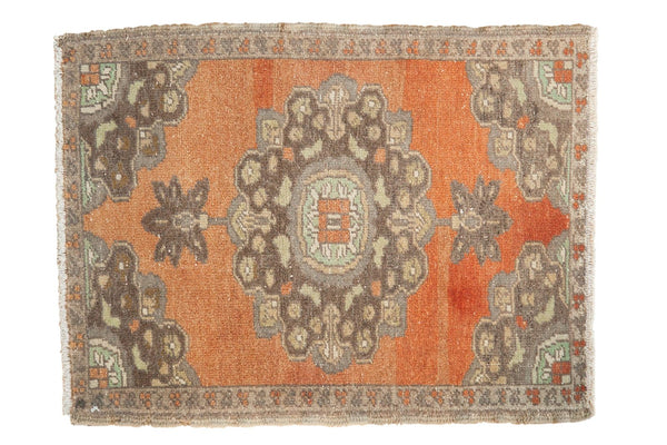 1.5x2.5 Vintage Distressed Oushak Rug Mat // ONH Item 6191