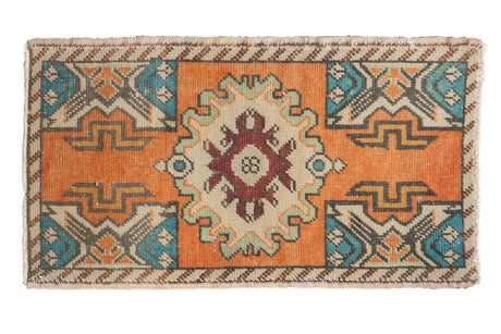 1.5x3 Vintage Distressed Oushak Rug Mat // ONH Item 6193