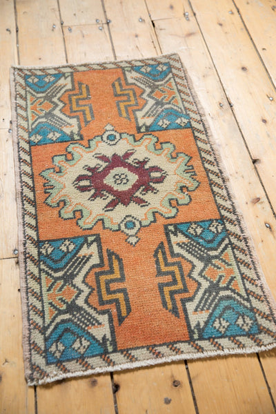1.5x3 Vintage Distressed Oushak Rug Mat // ONH Item 6193 Image 2