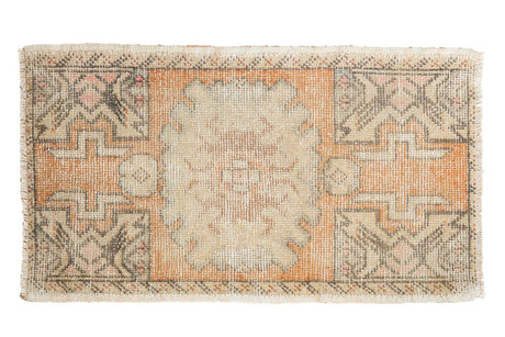 Vintage Distressed Oushak Rug Mat