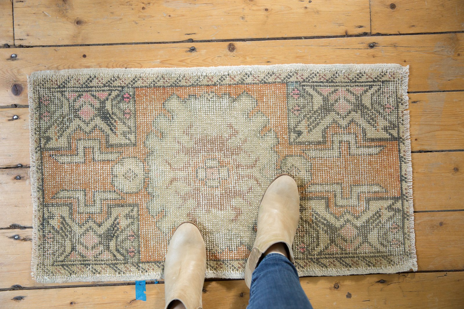 Vintage Distressed Oushak Rug Mat