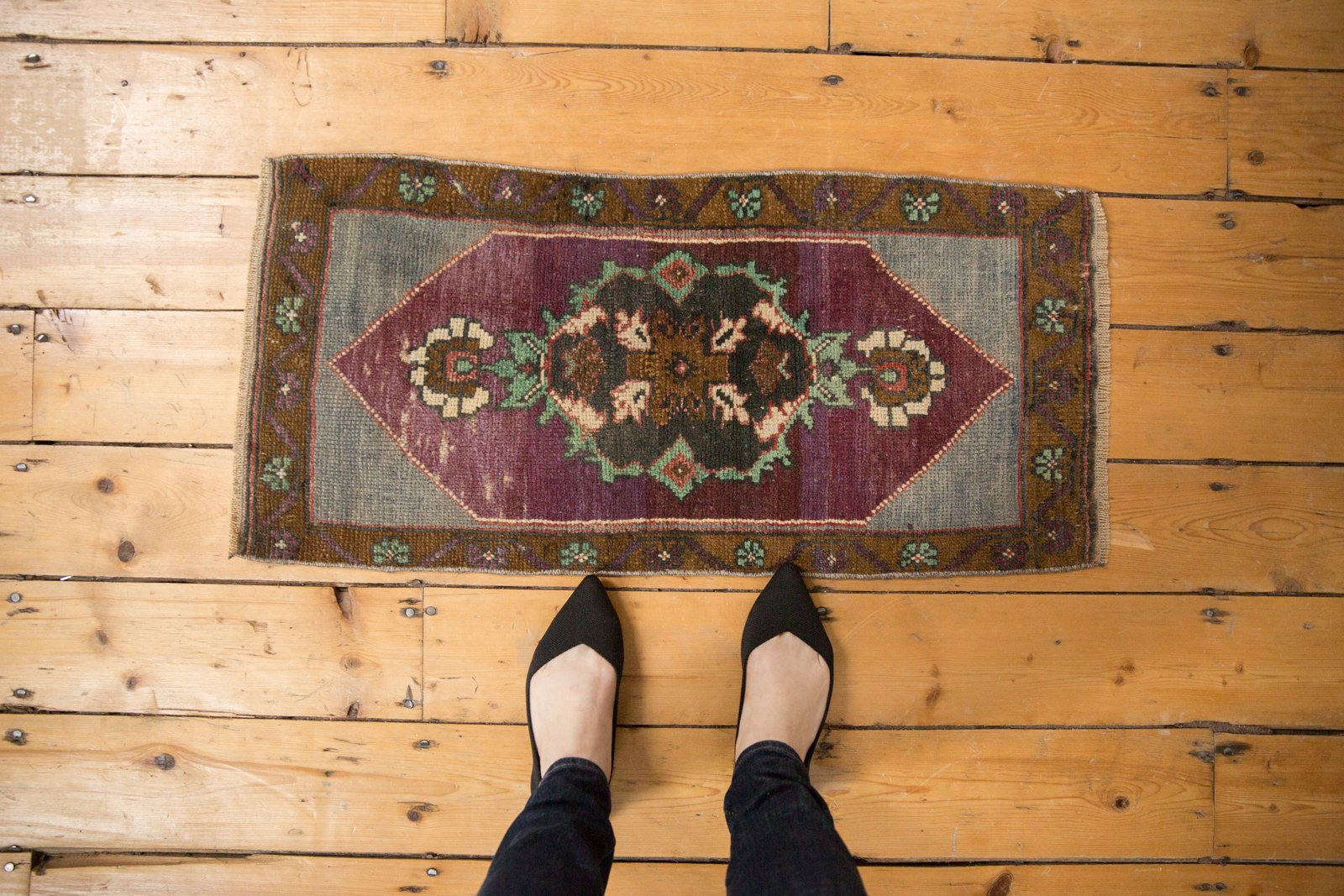 1.5x3 Vintage Distressed Oushak Rug Mat // ONH Item 6208 Image 1