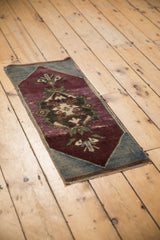 Vintage Distressed Fragment Oushak Rug Mat / ONH item 6212 Image 3