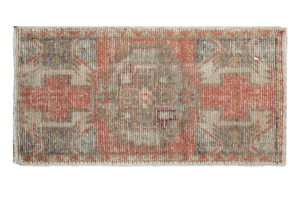 1.5x3 Vintage Distressed Oushak Rug Mat // ONH Item 6220