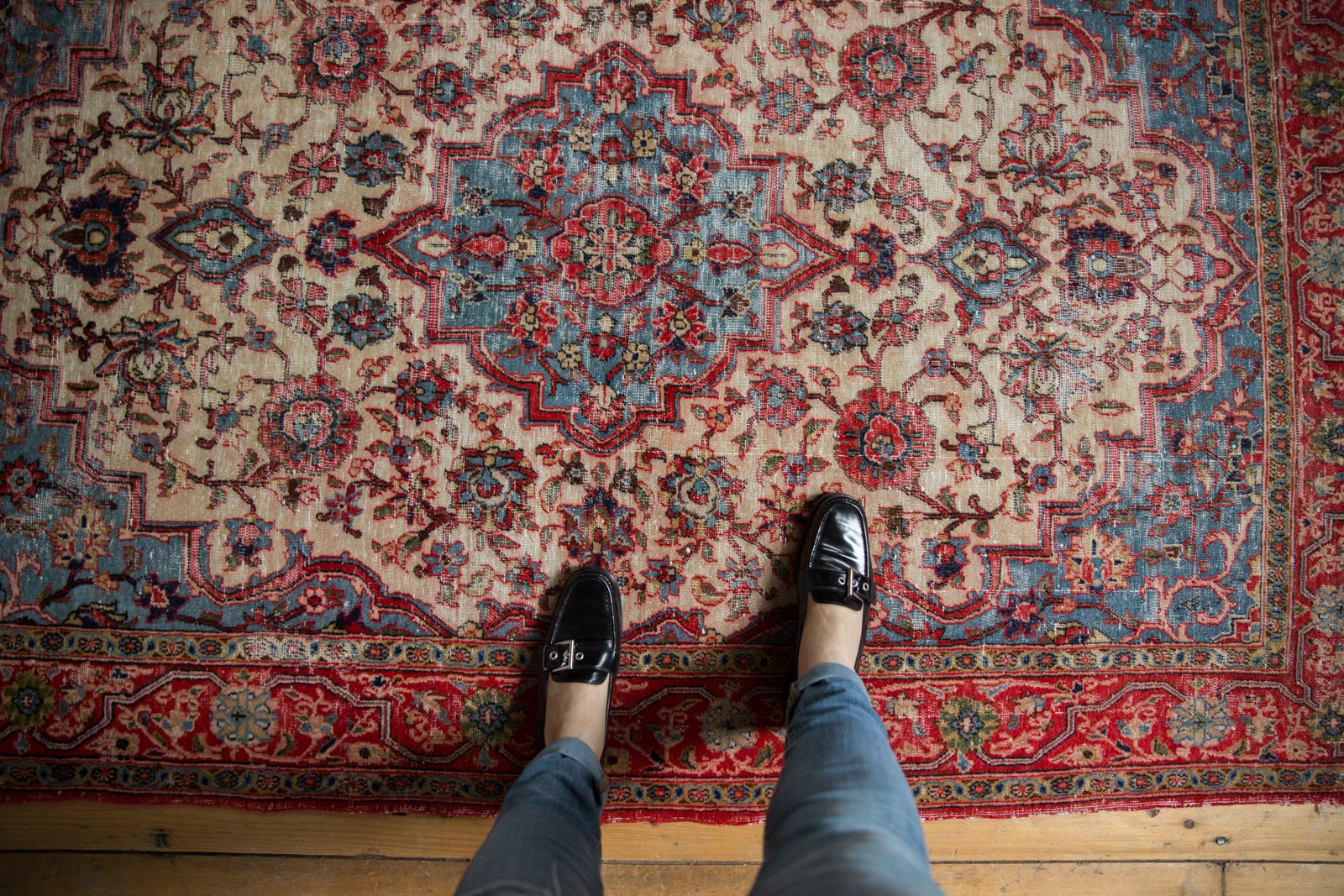  Vintage Distressed Meshed Rug / Item 6336 image 2