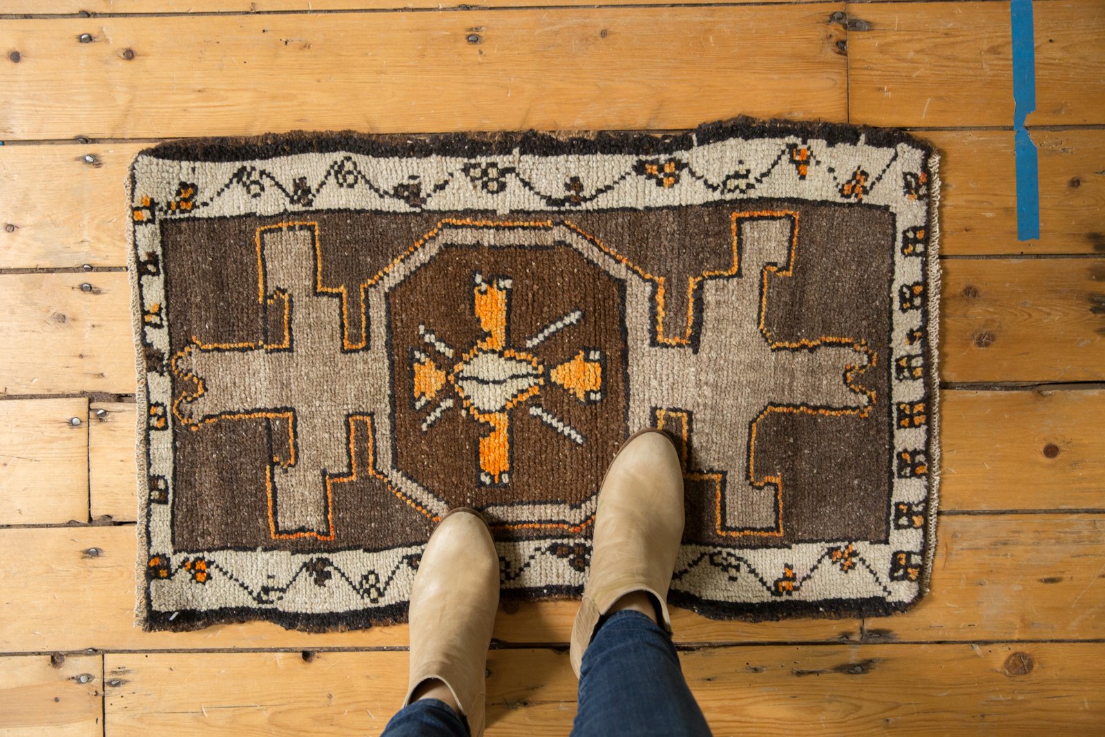 1.5x3 Vintage Oushak Rug Mat // ONH Item 6359 Image 1