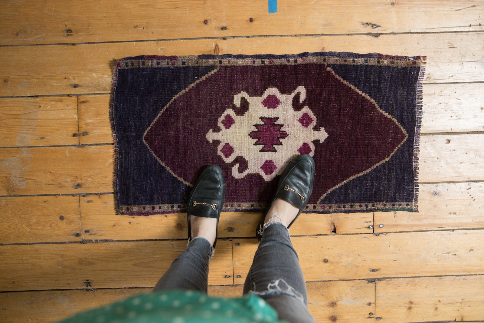 1.5x3 Vintage Distressed Oushak Rug Mat // ONH Item 6363 Image 1