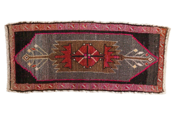 1'6" x 3'6" Vintage Distressed Oushak Rug Mat Runner / Item 6374 image 1