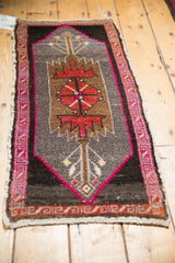  Vintage Distressed Oushak Rug Mat Runner / Item 6374 image 3