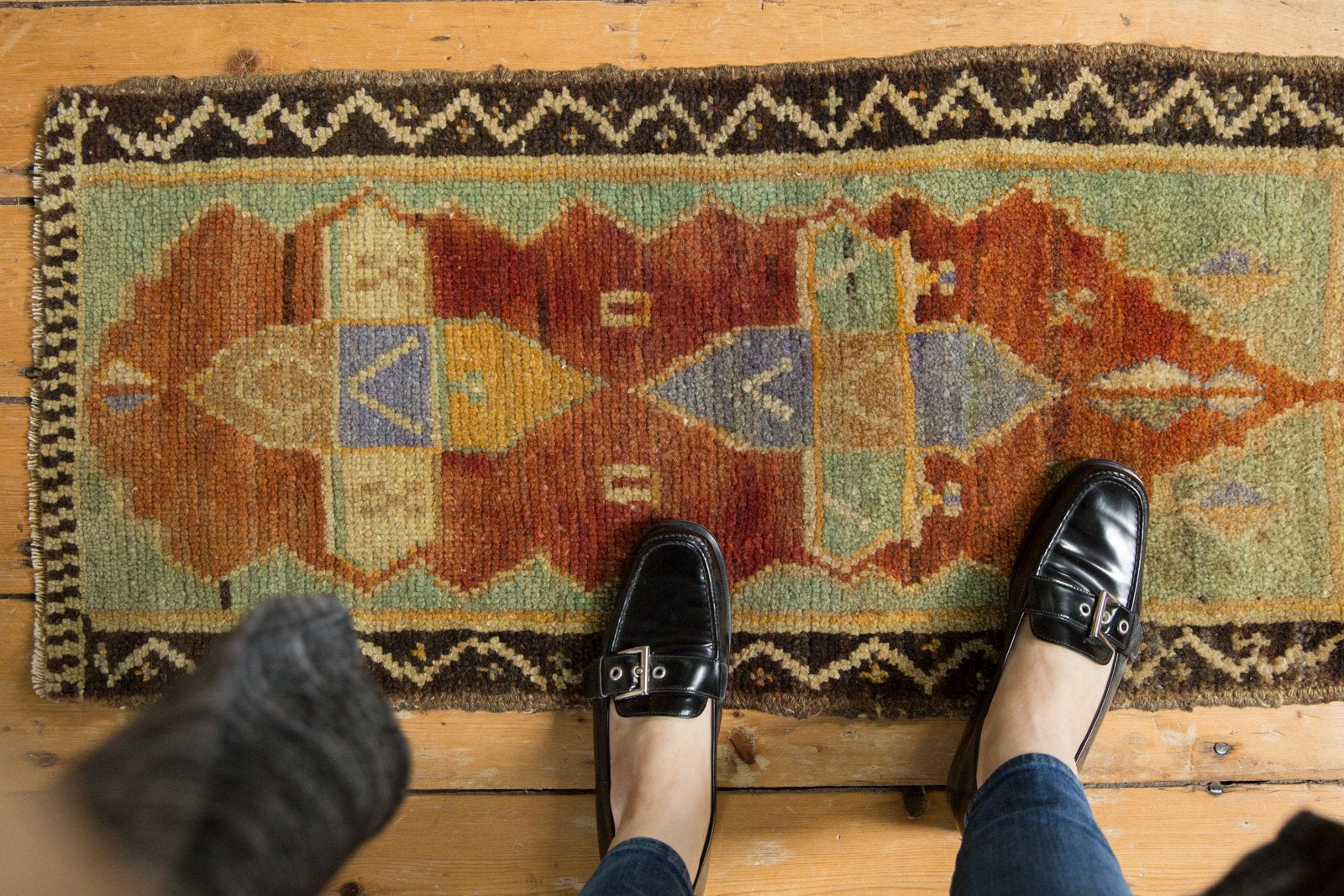 1.5x3 Vintage Distressed Oushak Rug Mat // ONH Item 6376 Image 1