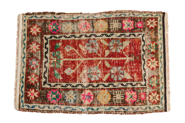 1.5x2.5 Vintage Distressed Oushak Rug Mat // ONH Item 6382