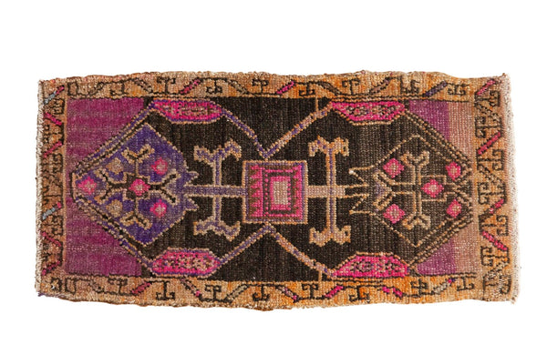 1.5x3 Vintage Distressed Oushak Rug Mat // ONH Item 6383