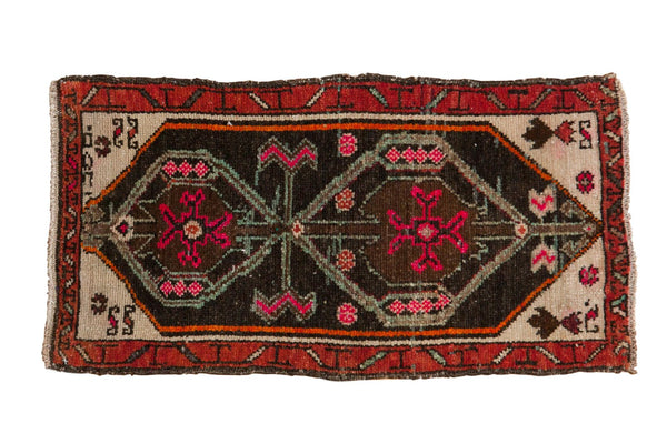 1.5x3 Vintage Distressed Oushak Rug Mat // ONH Item 6386