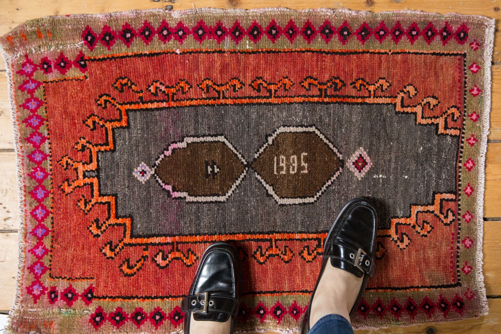 2x3 Vintage Distressed Oushak Rug Mat // ONH Item 6390 Image 1