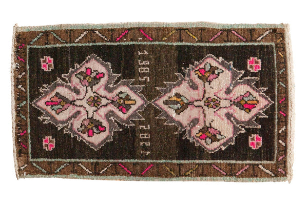 1.5x2.5 Vintage Distressed Oushak Rug Mat // ONH Item 6397