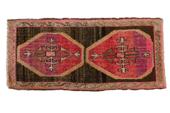 1.5x3 Vintage Distressed Oushak Rug Mat // ONH Item 6401