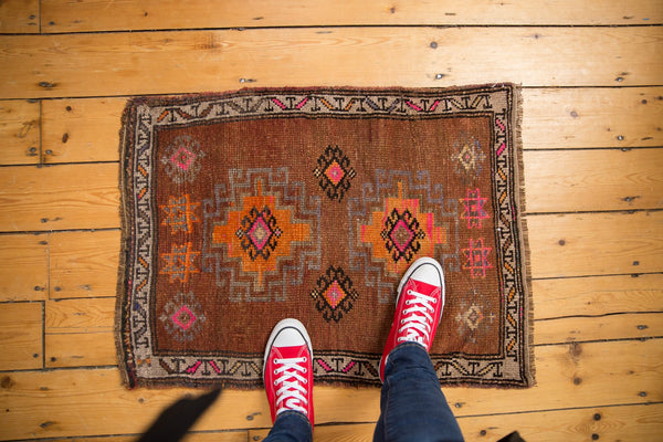 Vintage Distressed Oushak Rug Mat / ONH item 6403 Image 6