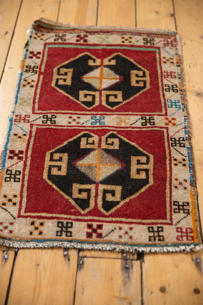 1.5x3 Vintage Oushak Rug Mat // ONH Item 6404 Image 3